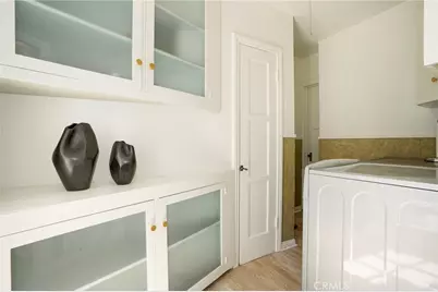 1705 S Genesee, Los Angeles, CA 90019 - Photo 19