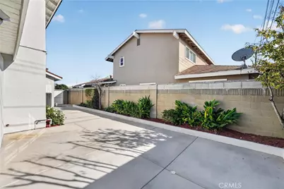 9211 Julie Beth, Cypress, CA 90630 - Photo 47
