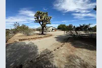 12285 Riggins Road, Phelan, CA 92371 - Photo 3