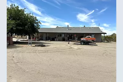 12285 Riggins Road, Phelan, CA 92371 - Photo 7
