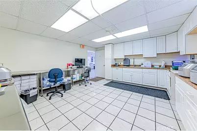 626 W Commonwealth Avenue, Fullerton, CA 92832 - Photo 15