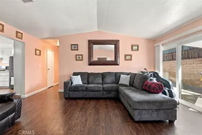 29523 Hunstock, Val Verde, CA 91384 - Photo 5