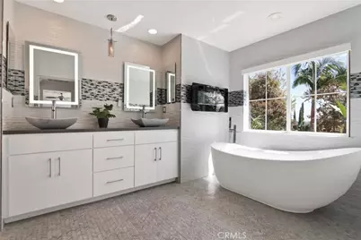 1530 Crestar Court, Upland, CA 91784 - Photo 13