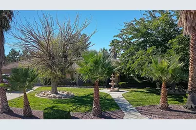 16515 Desert Vista Ct., Hesperia, CA 92345 - Photo 3