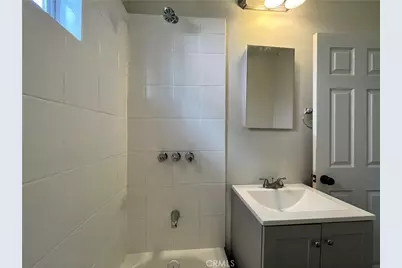 611 W 57th, Los Angeles, CA 90037 - Photo 5