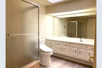 13500 SE Wentworth Ln., M5-121A, Seal Beach, CA 90740 - Photo 11
