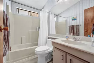 25 Elm Via, Anaheim, CA 92801 - Photo 17