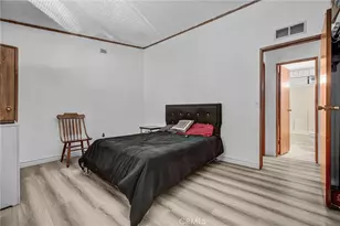 25 Elm Via, Anaheim, CA 92801 - Photo 15