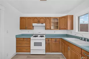 51 W Zane St, Long Beach, CA 90805 - Photo 11
