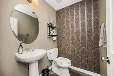 2358 N Eaton Court, Orange, CA 92867 - Photo 17