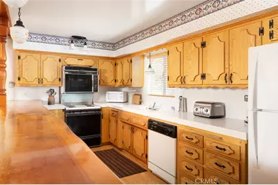 31459 Onacrest Drive, Running Springs, CA 92382 - Photo 15