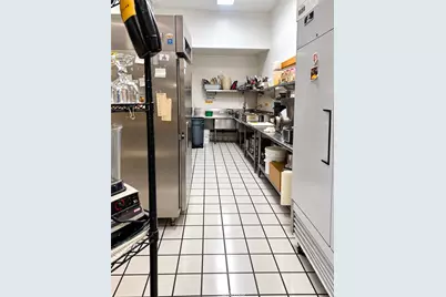814 W Lancaster Blvd, Lancaster, CA 93550 - Photo 11