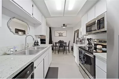 20702 El Toro, Lake Forest, CA 92630 - Photo 15