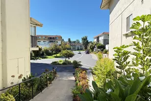 2338 Avenida Sevilla, Laguna Woods, CA 92637 - Photo 13