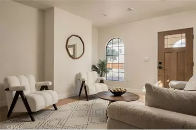 341 Douglas Street, Los Angeles, CA 90026 - Photo 3