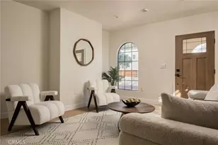 341 Douglas St, Los Angeles, CA 90026 - Photo 3