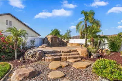 27605 Edgemont Drive, Corona, CA 92883 - Photo 29
