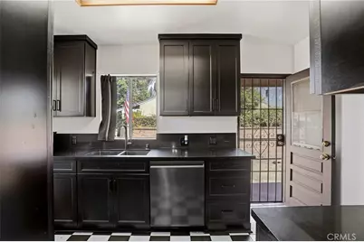 11246 Rosecrans Avenue, Norwalk, CA 90650 - Photo 13