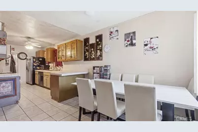 201 E 111th Place, Los Angeles, CA 90061 - Photo 27