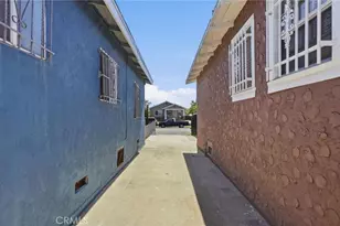 201 E 111th Pl, Los Angeles, CA 90061 - Photo 31