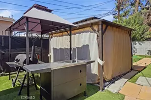 201 E 111th Pl, Los Angeles, CA 90061 - Photo 39