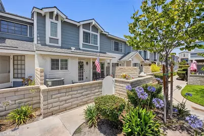 199 N Magnolia Avenue #D, Anaheim, CA 92801 - Photo 1