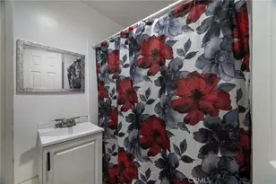 2017 E 112th, Los Angeles, CA 90059 - Photo 15