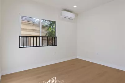 341 Douglas St, Los Angeles, CA 90026 - Photo 11
