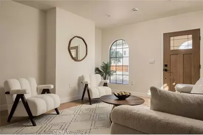 341 Douglas St, Los Angeles, CA 90026 - Photo 3