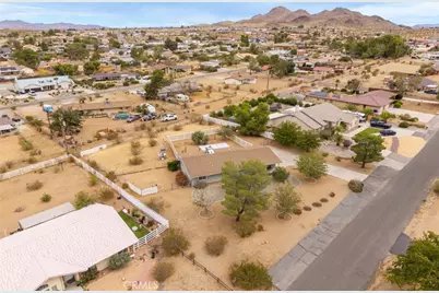 16248 Saint Timothy, Apple Valley, CA 92307 - Photo 49