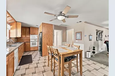 10471 Saint Alban Street, Cypress, CA 90630 - Photo 9