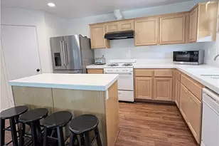 11961 Luna Rd, Victorville, CA 92392 - Photo 7