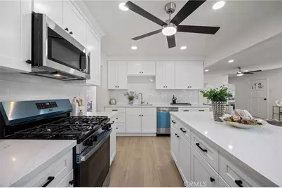 1638 W Pine Street, Santa Ana, CA 92703 - Photo 13