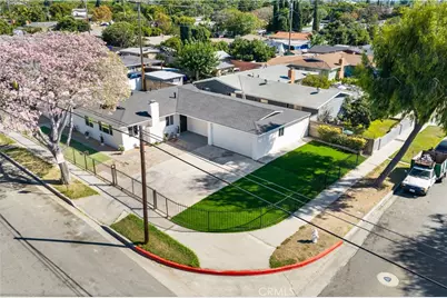 1638 W Pine Street, Santa Ana, CA 92703 - Photo 43