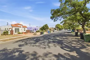 611 W 110th, Los Angeles, CA 90044 - Photo 41