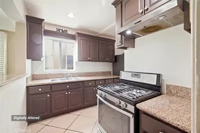611 W 110th, Los Angeles, CA 90044 - Photo 19