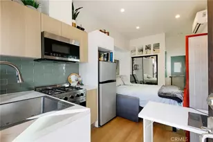 1325 E Ocean, Long Beach, CA 90802 - Photo 23