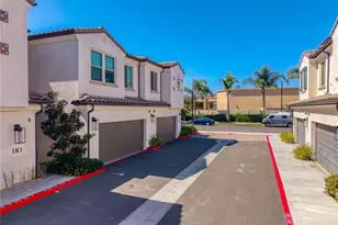 17540 Cameron Lane, Huntington Beach, CA 92647 - Photo 25