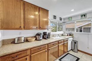 45 Tarocco, Irvine, CA 92618 - Photo 11