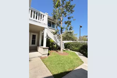45 Tarocco, Irvine, CA 92618 - Photo 3