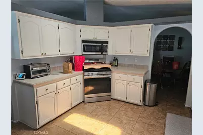 61 Malaga, Tustin, CA 92780 - Photo 3
