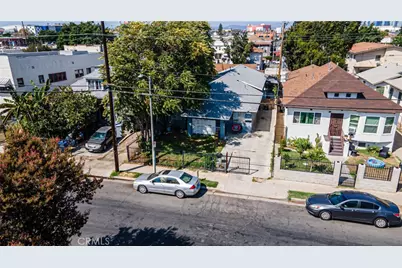 233 W 42nd, Los Angeles, CA 90037 - Photo 13