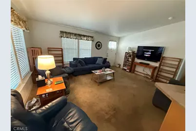 51 Maple Via, Anaheim, CA 92801 - Photo 5