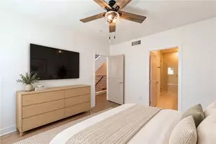 10736 Bloomfield St, Toluca Lake, CA 91603 - Photo 15
