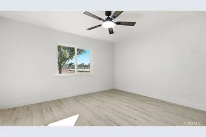 18215 Carob, Hesperia, CA 92345 - Photo 17