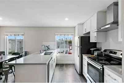 1761 Park Avenue, Long Beach, CA 90815 - Photo 59