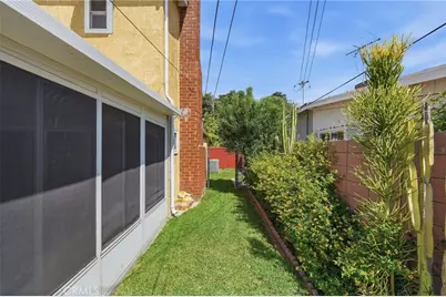 9606 Maplewood, Bellflower, CA 90706 - Photo 35