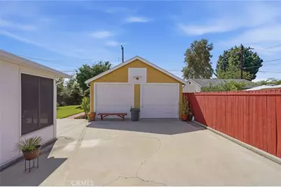 9606 Maplewood, Bellflower, CA 90706 - Photo 31