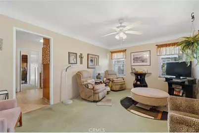 9606 Maplewood, Bellflower, CA 90706 - Photo 7