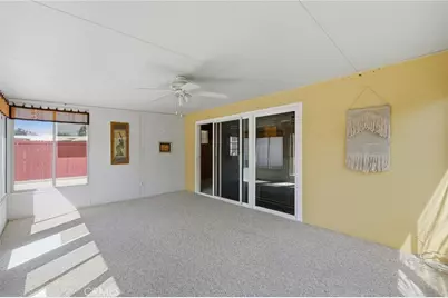 9606 Maplewood, Bellflower, CA 90706 - Photo 15